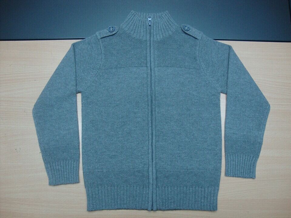 Adult sweater 47